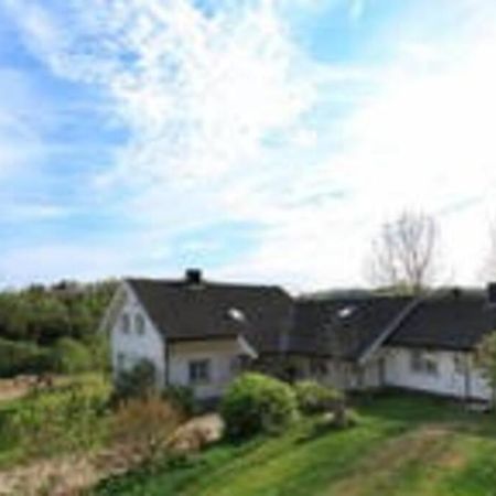 Tønsberg Idyllic Small Farm Appartment מראה חיצוני תמונה
