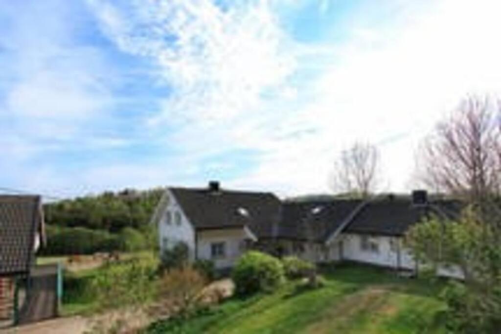 Tønsberg Idyllic Small Farm Appartment מראה חיצוני תמונה